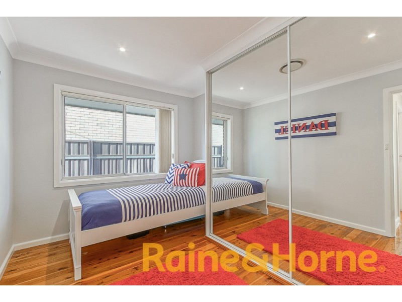 17 Sheba Crescent, South Penrith NSW 2750