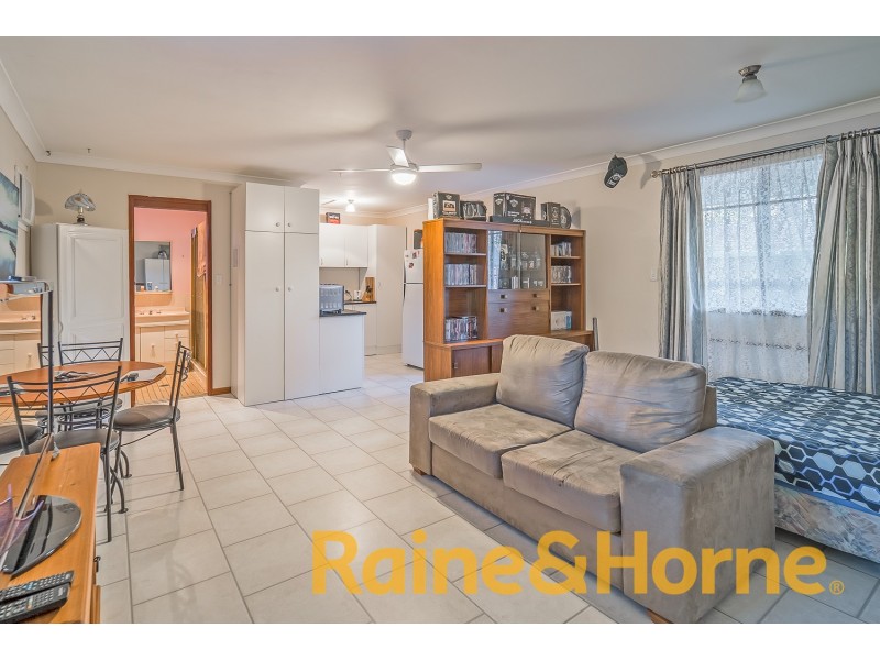 42 Jones Street, Kingswood NSW 2747