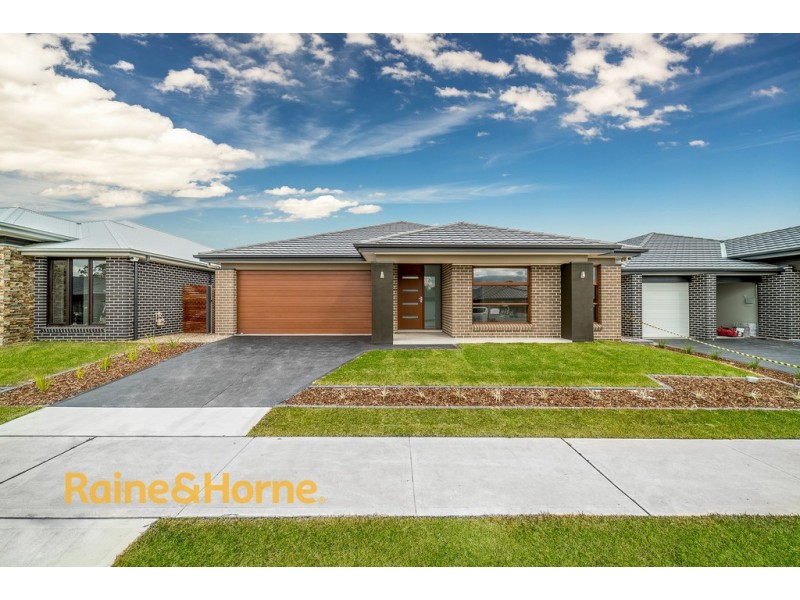 13 Lloyd Street, Werrington NSW 2747