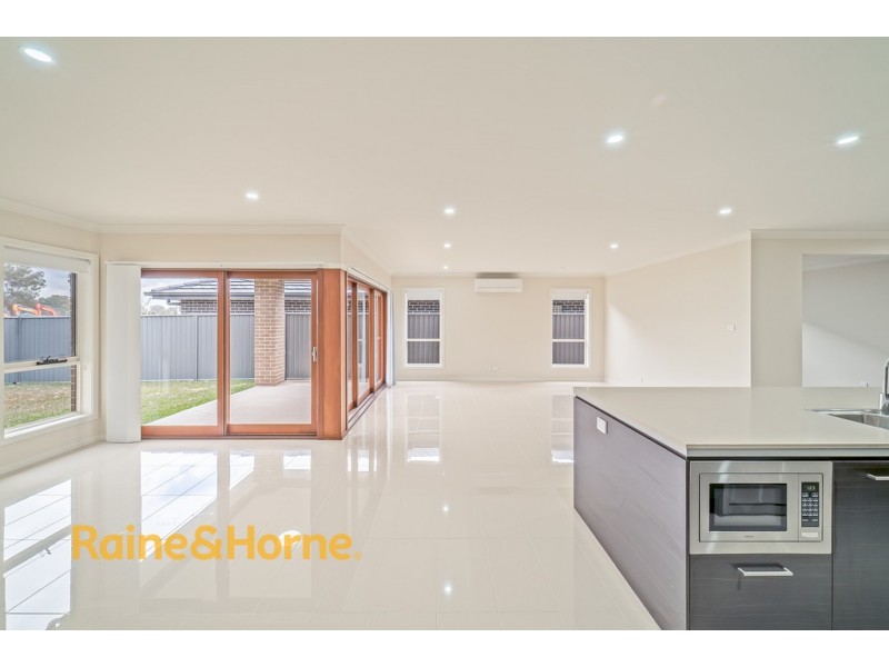 13 Lloyd Street, Werrington NSW 2747