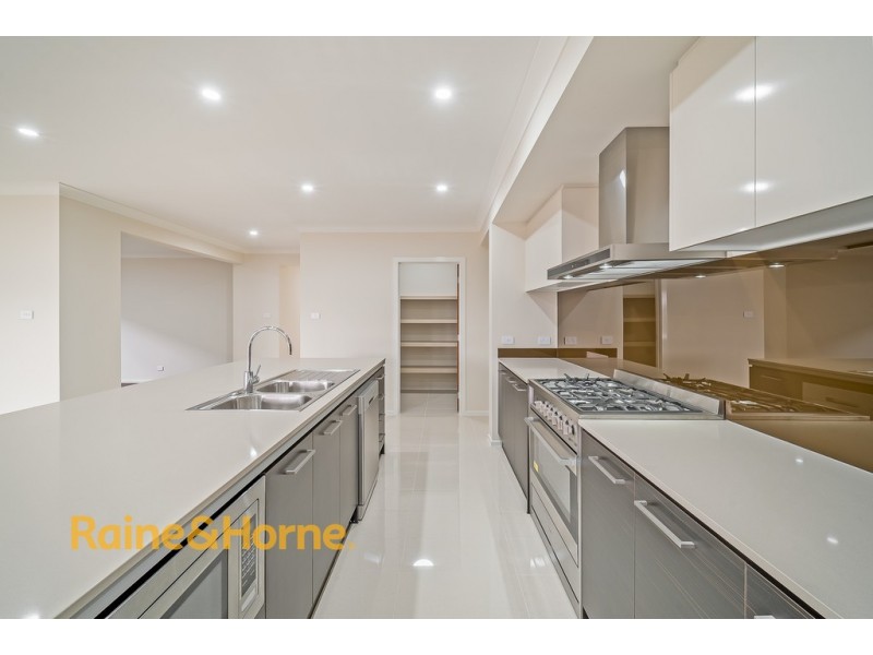 13 Lloyd Street, Werrington NSW 2747