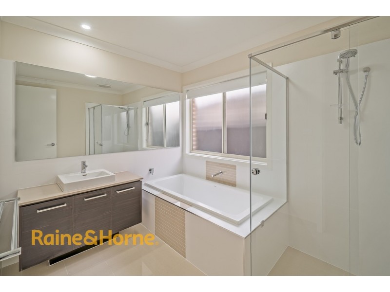 13 Lloyd Street, Werrington NSW 2747