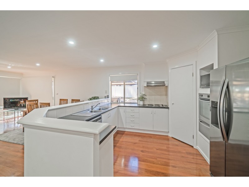 7 Miami Place, Cranebrook NSW 2749