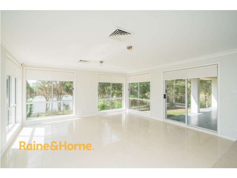 6 Teal Place, Cranebrook NSW 2749