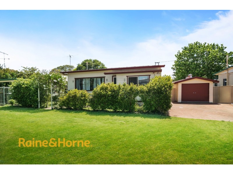 59 Weir Road, Warragamba NSW 2752