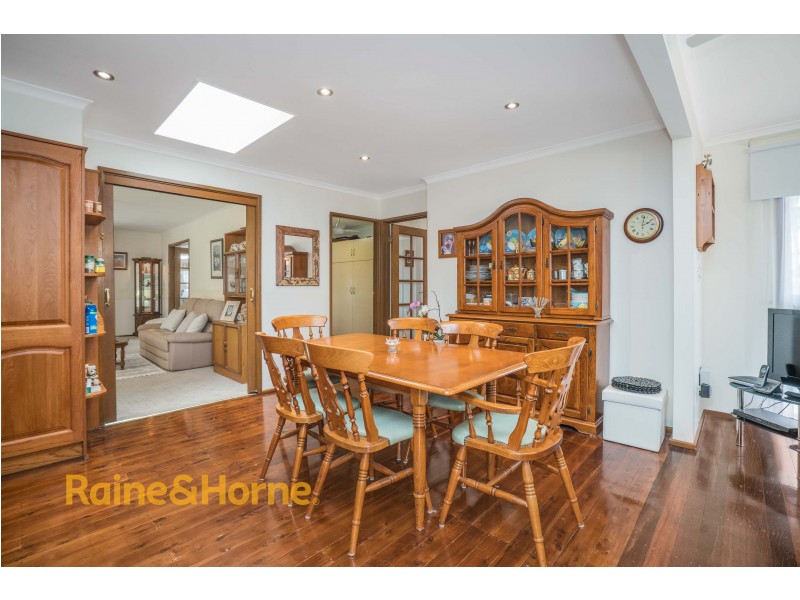 9 Elk Place, Cranebrook NSW 2749