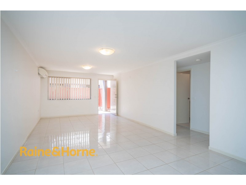 5/64 Woodriff Street, Penrith NSW 2750