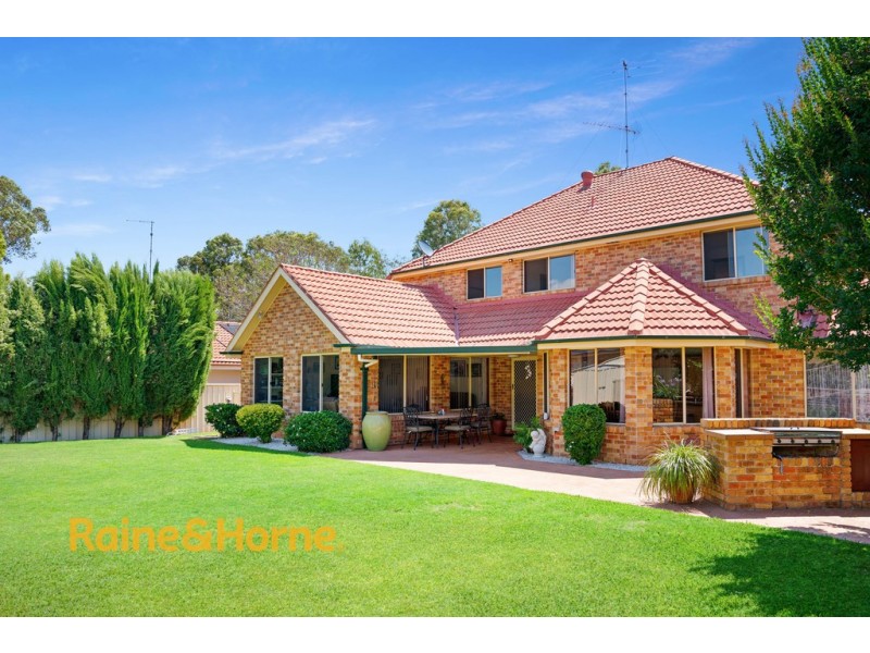 27 Devaney Ave, Glenmore Park NSW 2745