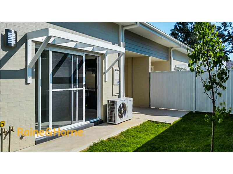 4/87 Jamison Road, Kingswood NSW 2747