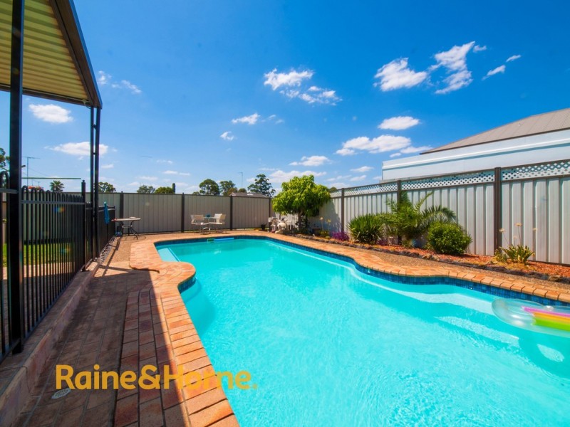 10 Damien Avenue, South Penrith NSW 2750