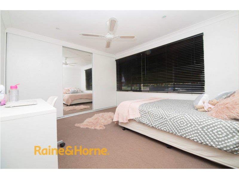 10 Damien Avenue, South Penrith NSW 2750