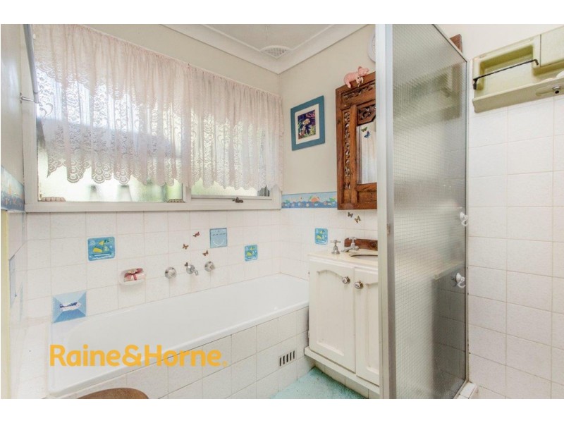 23 HENRY LAWSON AVENUE, Werrington County NSW 2747