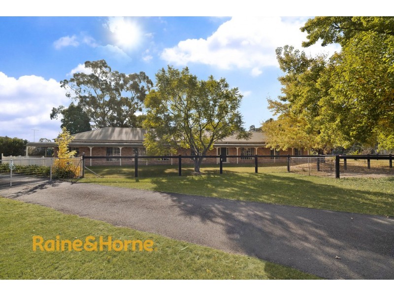 223-227 Hinxman Road, Castlereagh NSW 2749