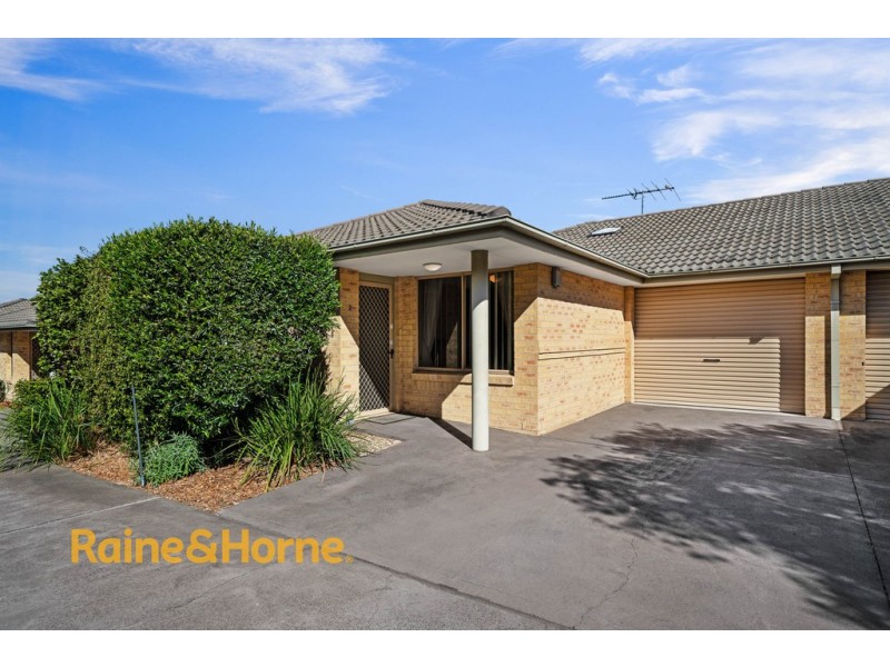 2/64 Cam Street, Cambridge Park NSW 2747