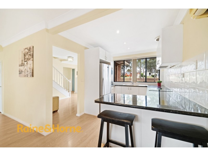 18 Oberon Crescent, South Penrith NSW 2750