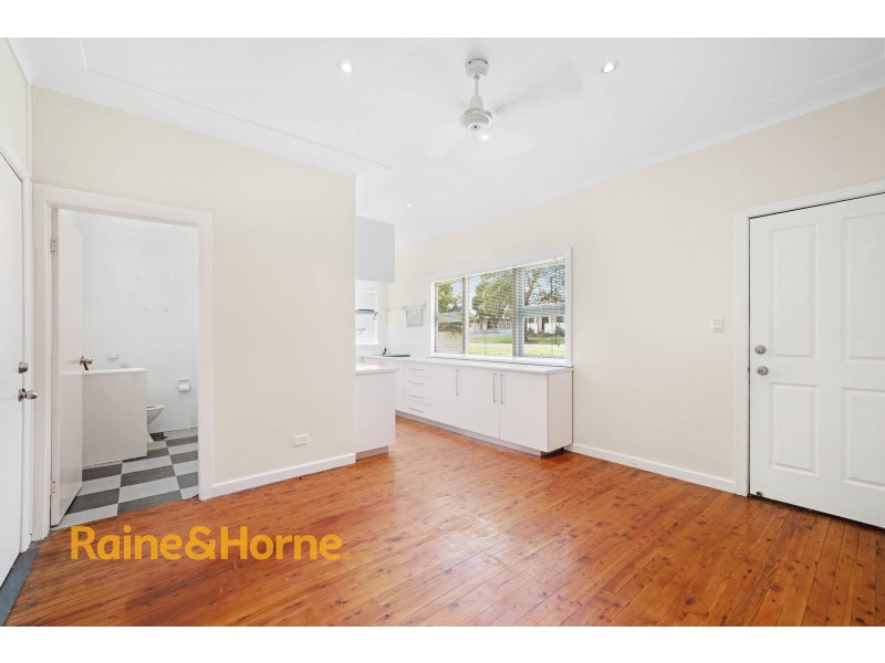 151 OXFORD STREET, Cambridge Park NSW 2747