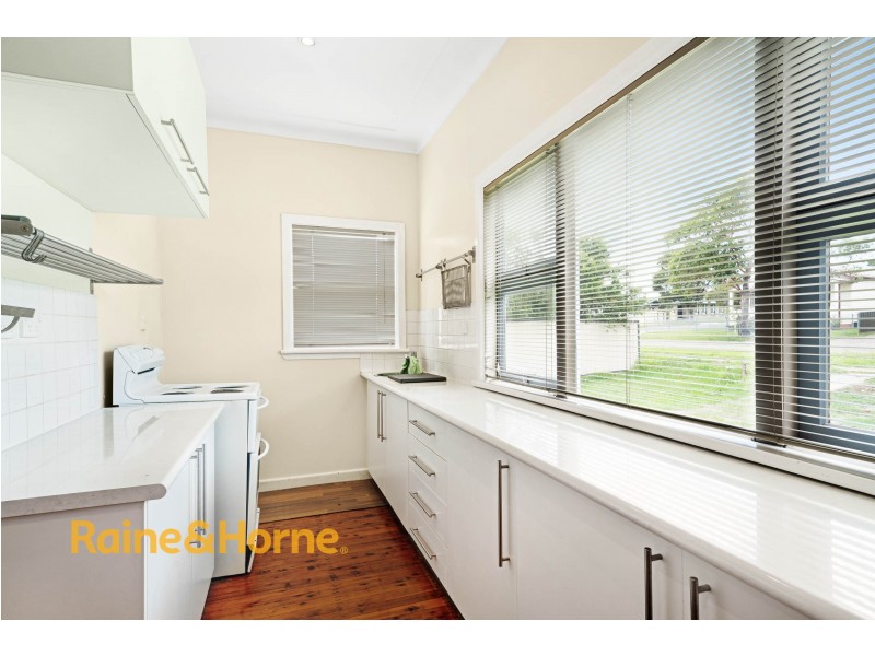 151 OXFORD STREET, Cambridge Park NSW 2747