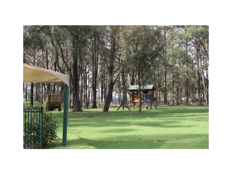 63  Fourth Avenue, Llandilo NSW 2747