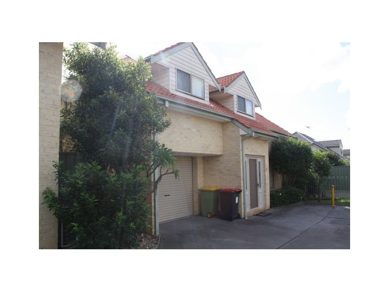 4/62 Cam Street, Cambridge Park NSW 2747