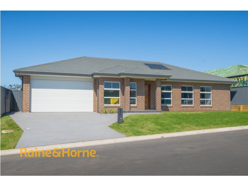 4 Walmsley Crescent, Silverdale NSW 2752