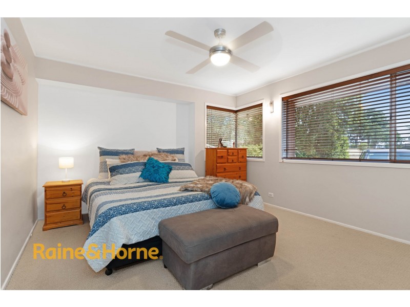 4 Robyn Avenue, South Penrith NSW 2750