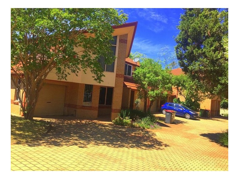 2/112 LETHBRIDGE STREET, Penrith NSW 2750