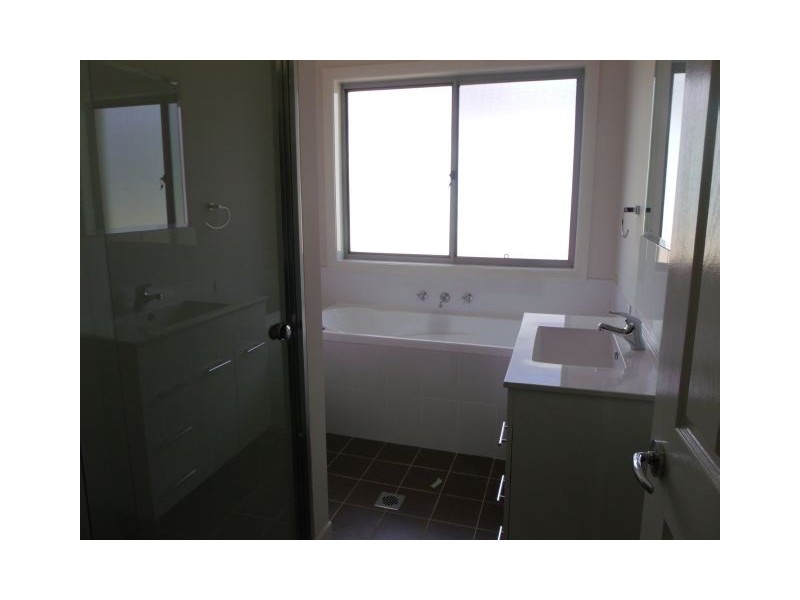 1 John Batman Avenue, Werrington County NSW 2747