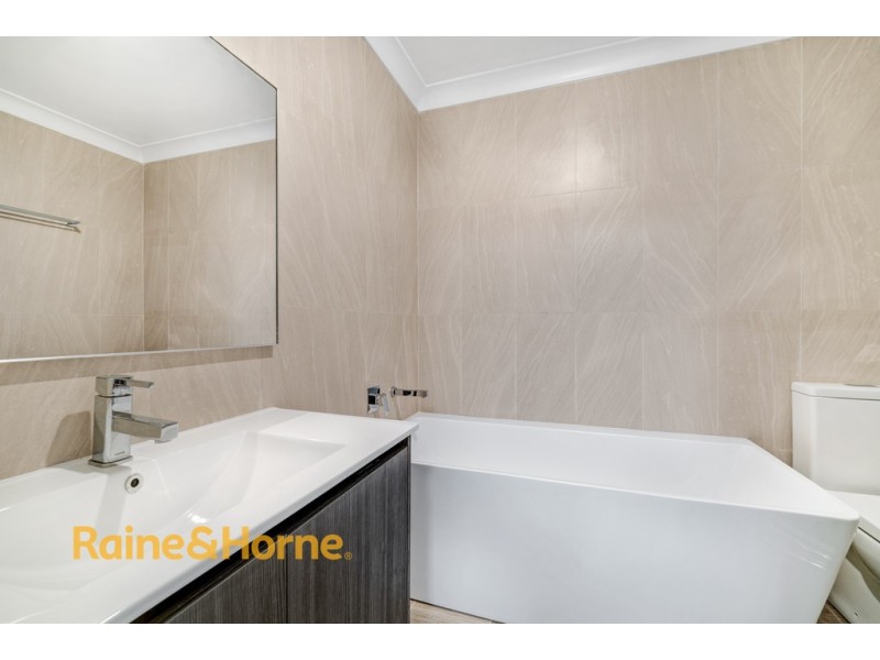 4/16 Braddon Street, Oxley Park NSW 2760