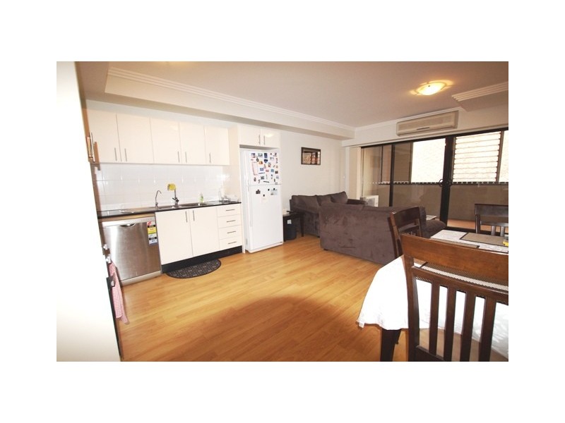 16/282 High Street, Penrith NSW 2750