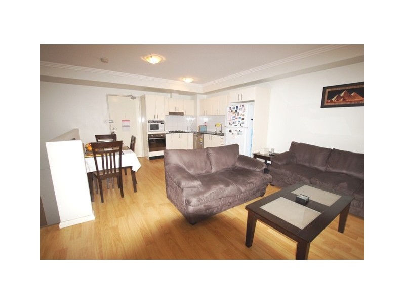 16/282 High Street, Penrith NSW 2750