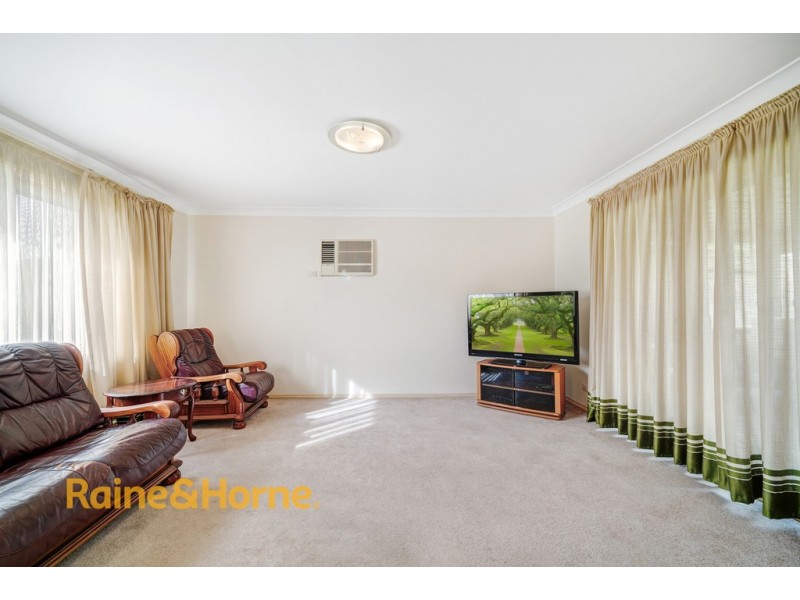 10 Stockman Place, Werrington Downs NSW 2747