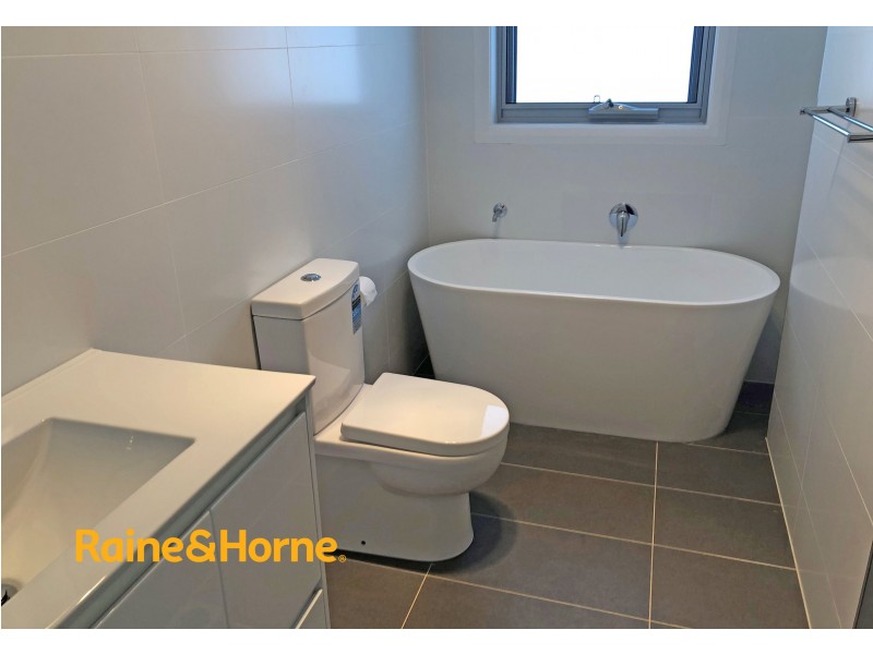 3/74-76 Irwin Street, Werrington NSW 2747