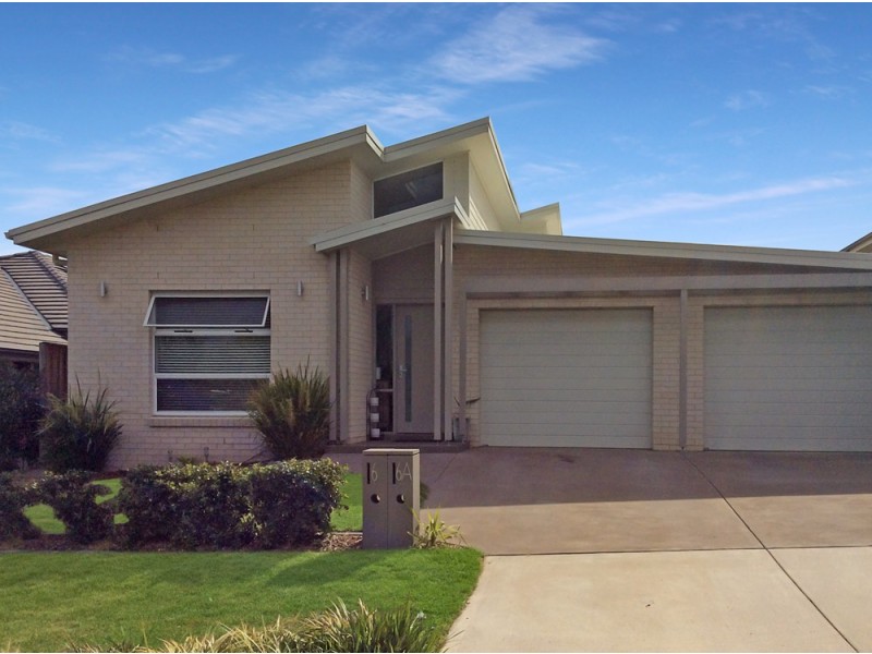 6 Vega Street, Campbelltown NSW 2560