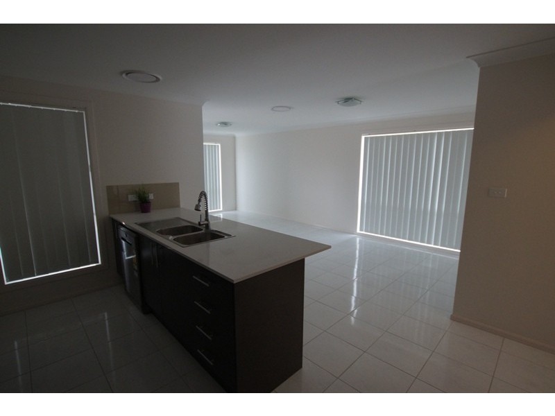 49 Lakeview Drive, Cranebrook NSW 2749