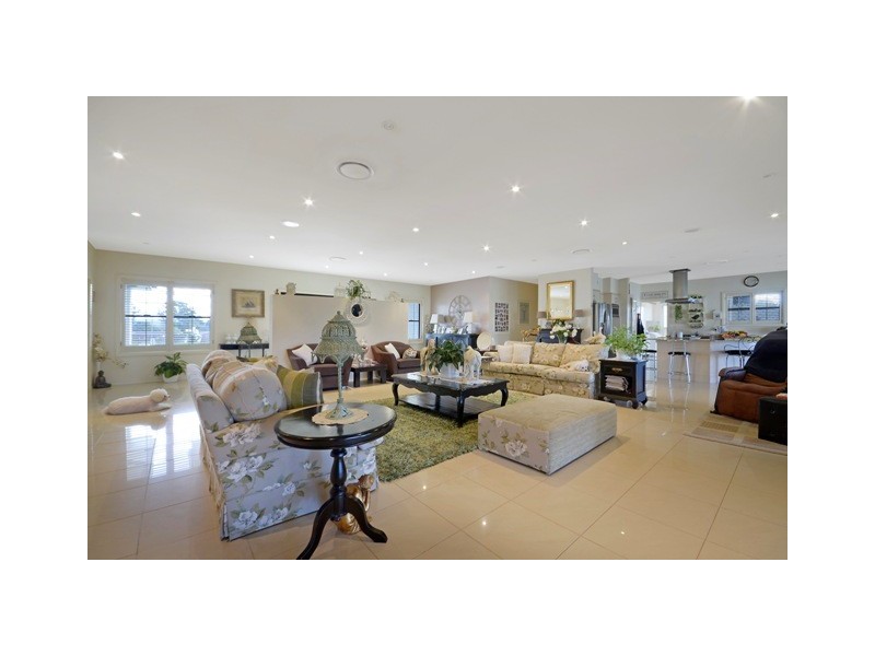 1 Quigg Place, Orchard Hills NSW 2748