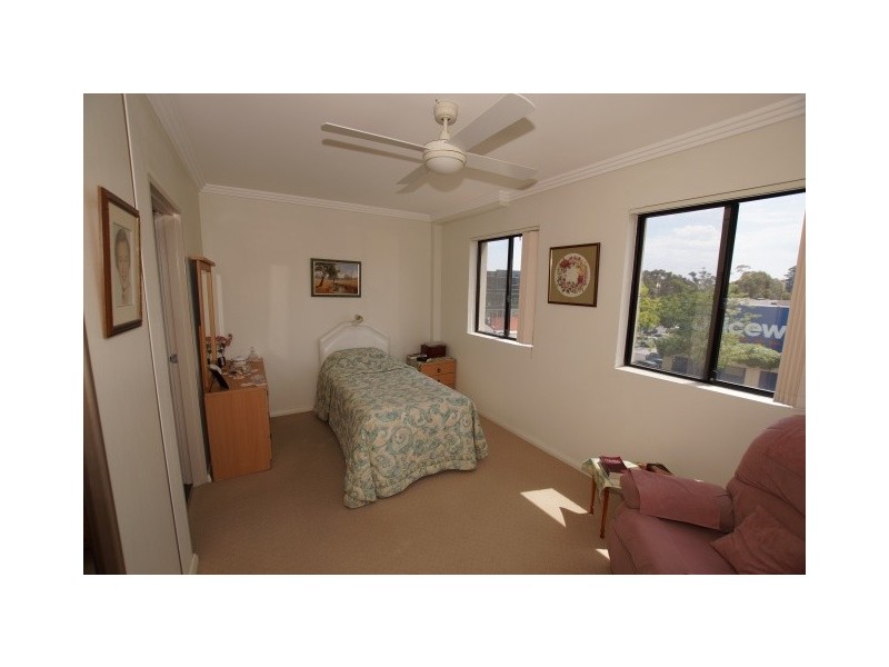 12/282 High street, Penrith NSW 2750