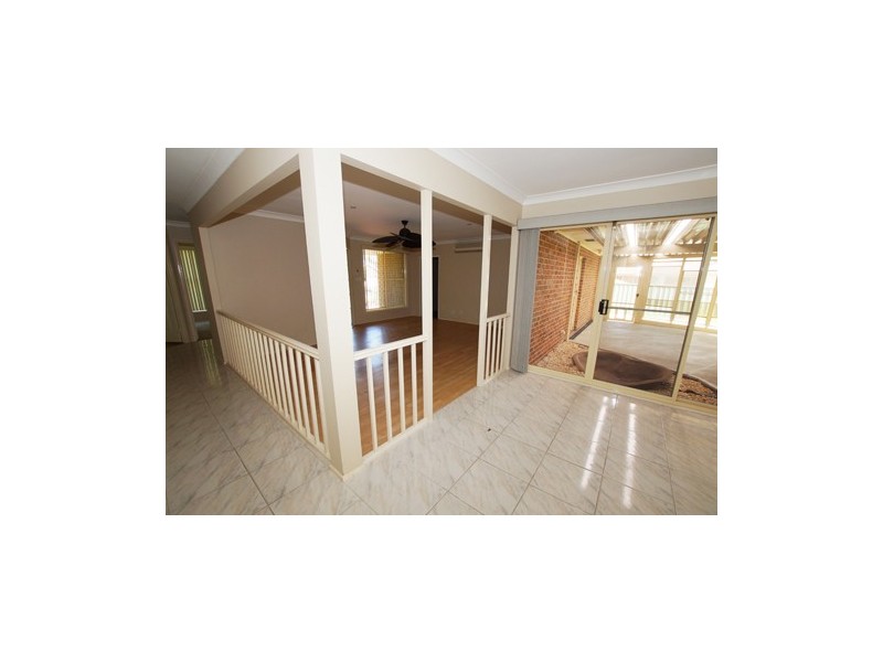 17 Cascade Road, Cranebrook NSW 2749