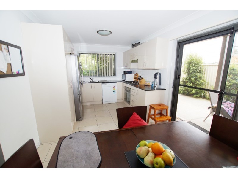 1/68-70 Brisbane Street, Oxley Park NSW 2760