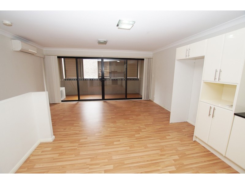 30/282 High Street, Penrith NSW 2750