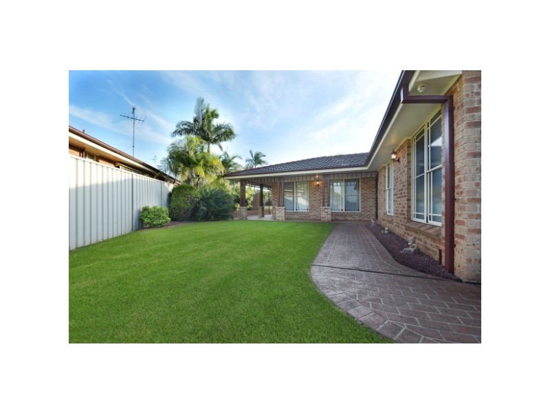 6 Jonquil Place, Glenmore Park NSW 2745