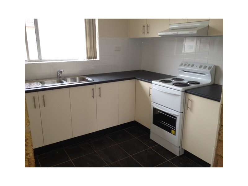 9/128 Lethbridge Street, Penrith NSW 2750
