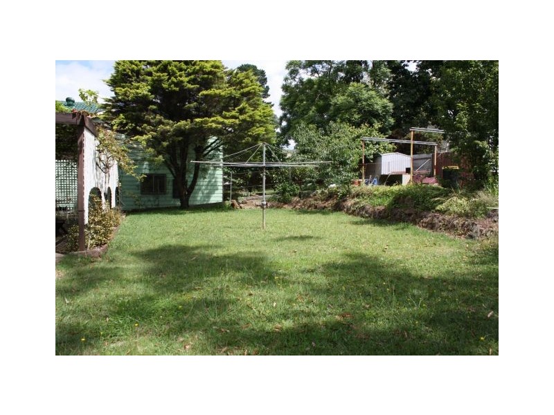 10 Brook Street, Hazelbrook NSW 2779