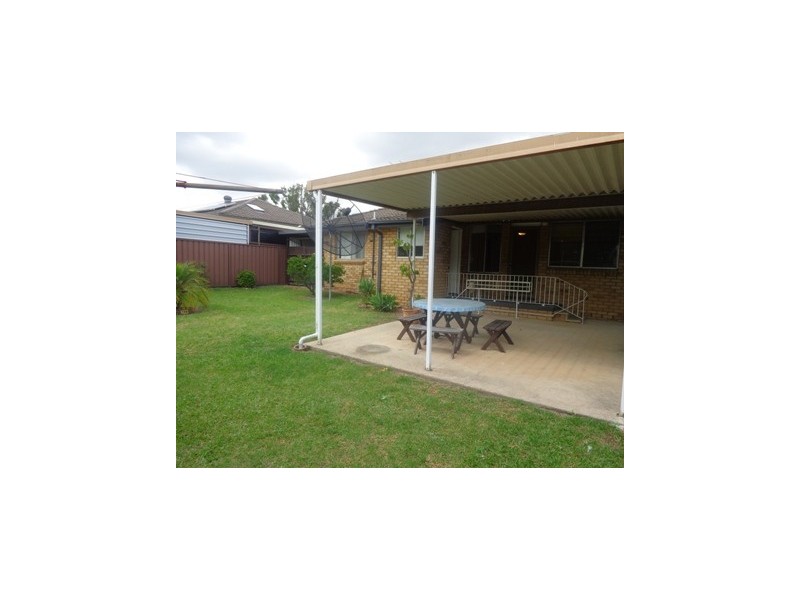 20 Little Street, Cambridge Park NSW 2747