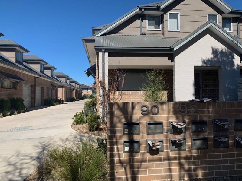 3/90-92 Irwin Street, Werrington NSW 2747