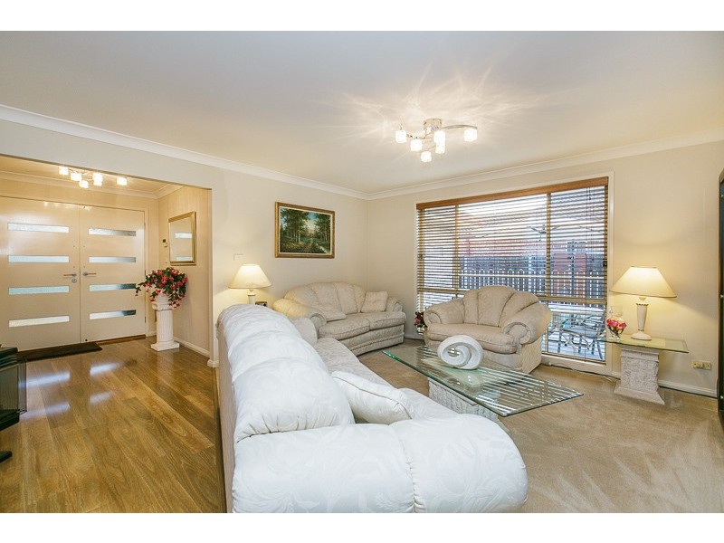 1 Woburn Place, Glenmore Park NSW 2745