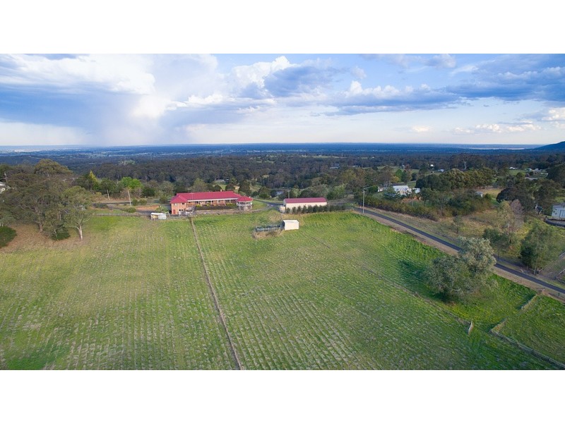 32 Cabbage Tree Road, Grose Vale NSW 2753