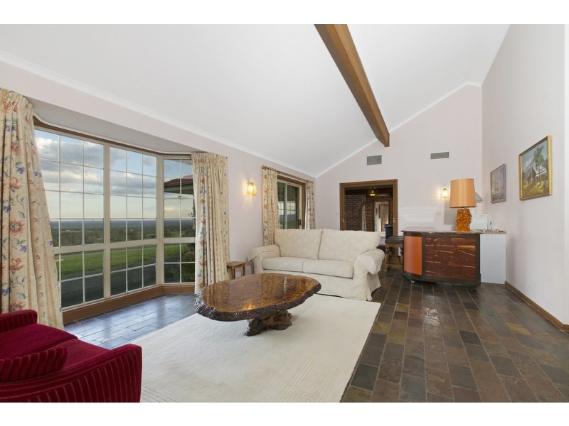 32 Cabbage Tree Road, Grose Vale NSW 2753