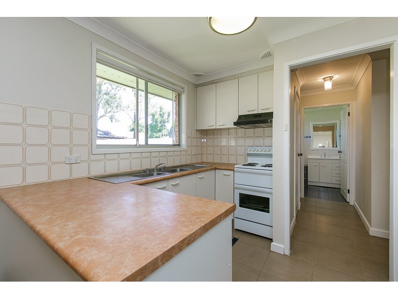 2 Peter Court, Jamisontown NSW 2750