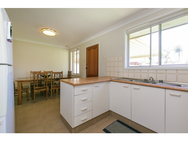 2 Peter Court, Jamisontown NSW 2750