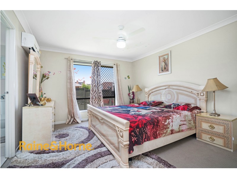 10 Glenmore Ridge Drive, Glenmore Park NSW 2745